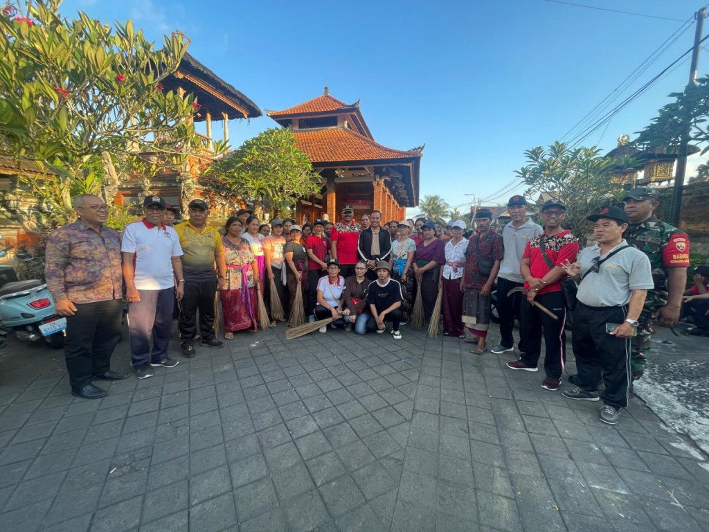 Kegiatan Pembukaan Bulan Bhakti Gotong Royong Desa Sembung Tahun 2024